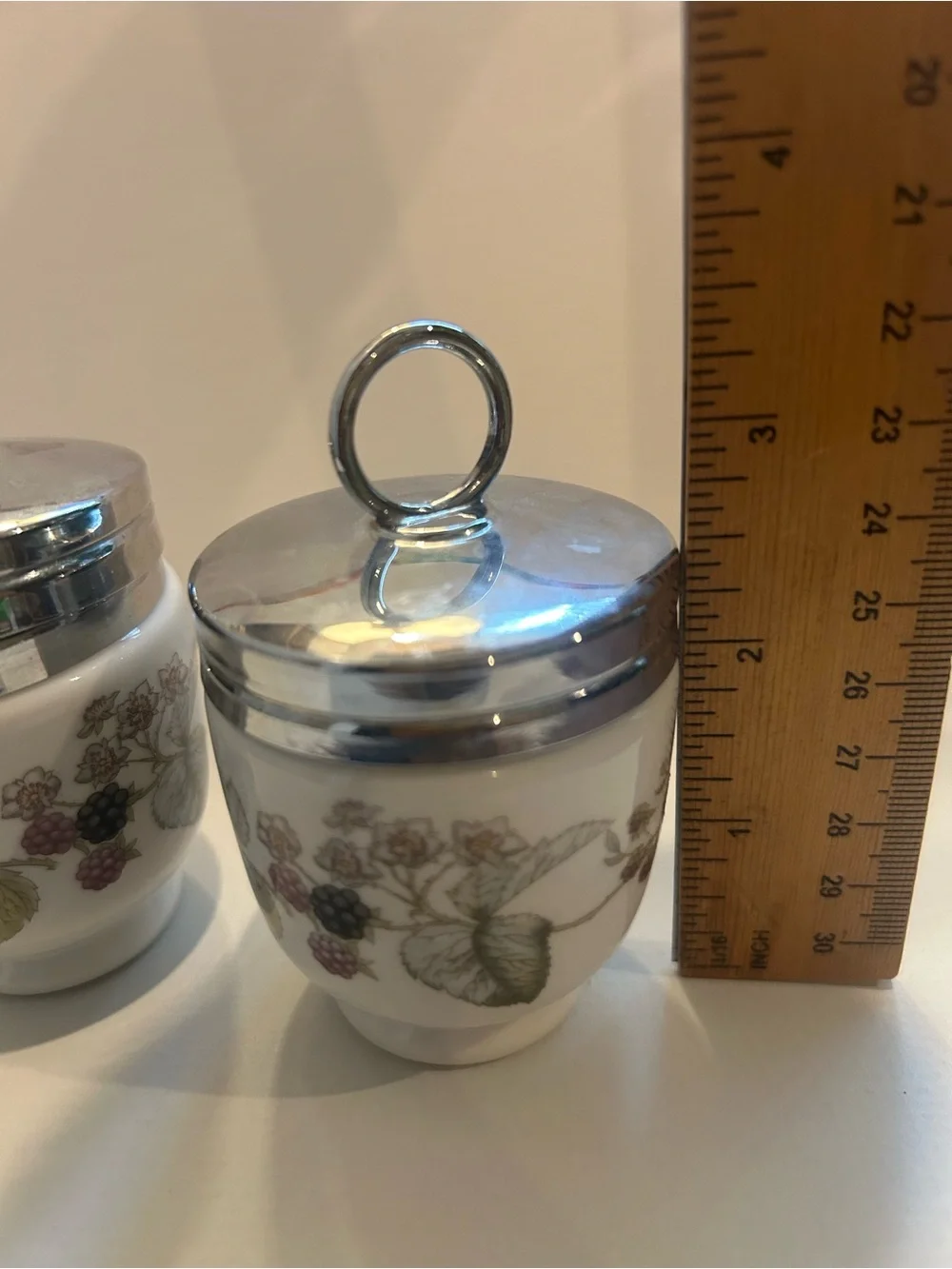 Porcelain Egg Cups with Silver Lids and Berry Motif - Picture 11 of 13